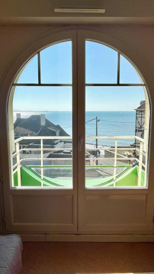 Les hublots - appartement vue mer Wimereux Extérieur photo